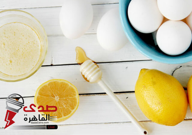 البيض والليمون لتنظيف البشرة الدهنية