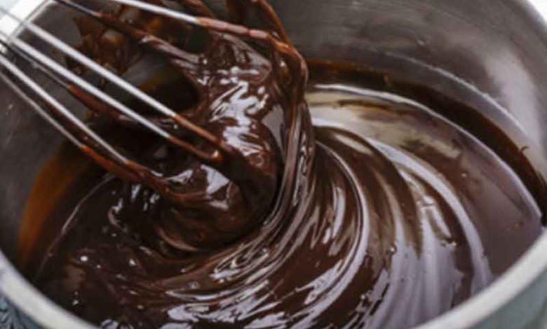 طريقة عمل الشوكولاتة بالكاكاو