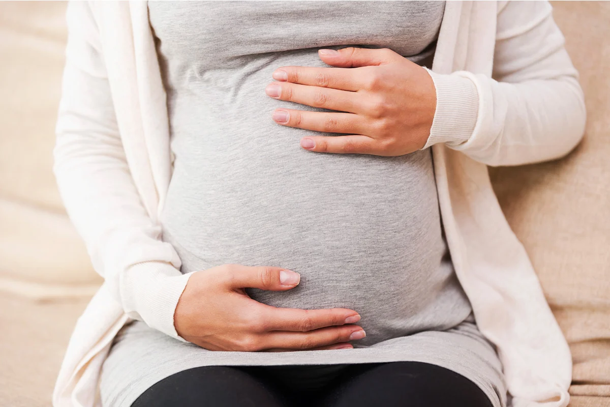 هل نبض البطن من علامات الحمل عالم حواء