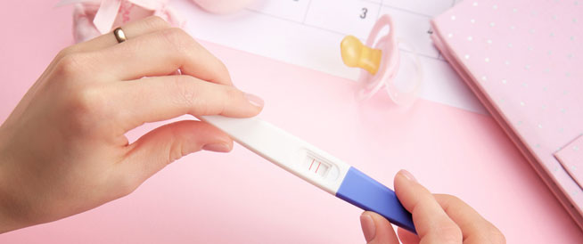 افرازات بداية الحمل كيف شكلها