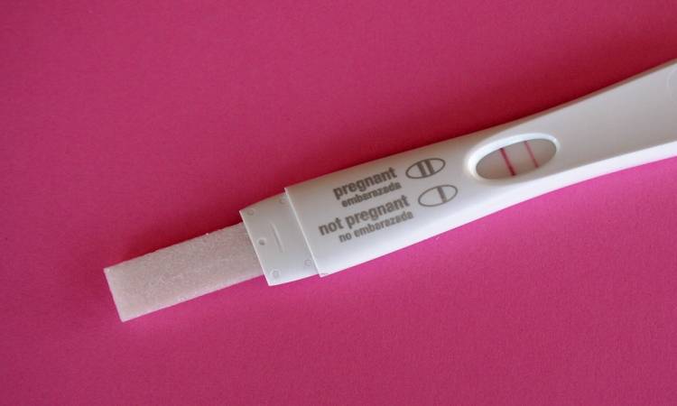هل يبان الحمل قبل الدورة بعشر ايام بتحليل المنزلي