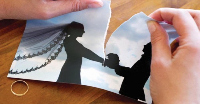 هل الطلاق في المنام موت