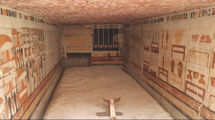 اكتشاف مقبرة فرعونية جديدة