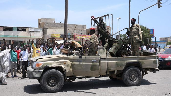 تقرير عن الوضع في الخرطوم خلال اليوم العاشر من الحرب في السودان