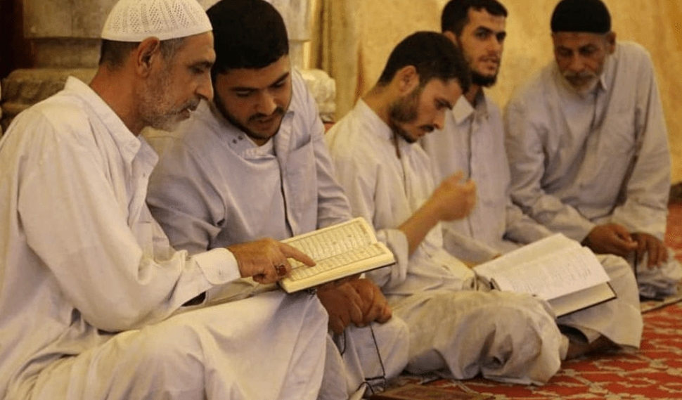 فضل الاعتكاف في المساجد في شهر رمضان
