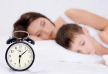 7 خطوات بسيطة لتتعلم فيها ضبط الساعة البيولوجية لطفلك